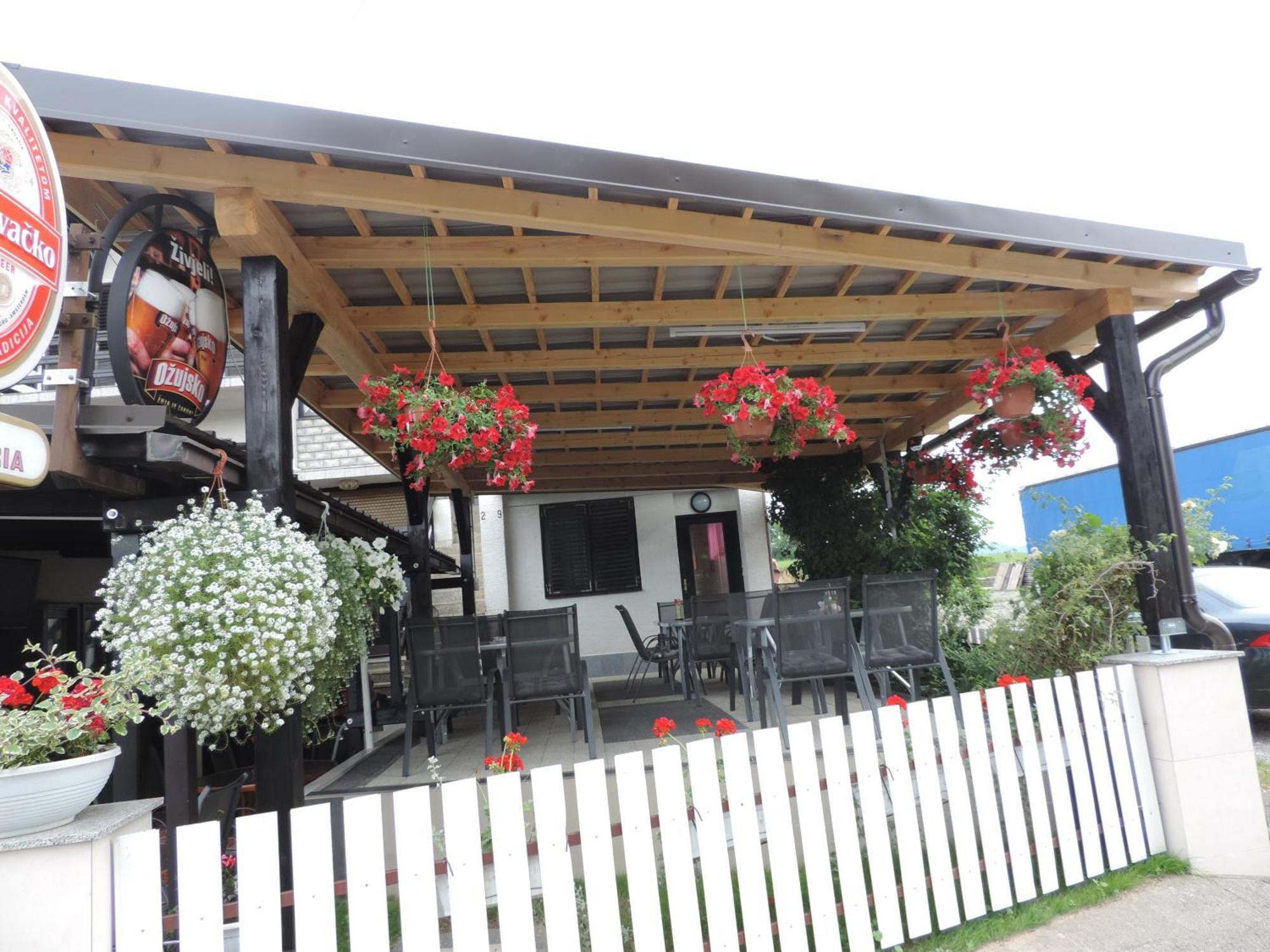 Bed And Breakfast Victoria Ogulin Luaran gambar